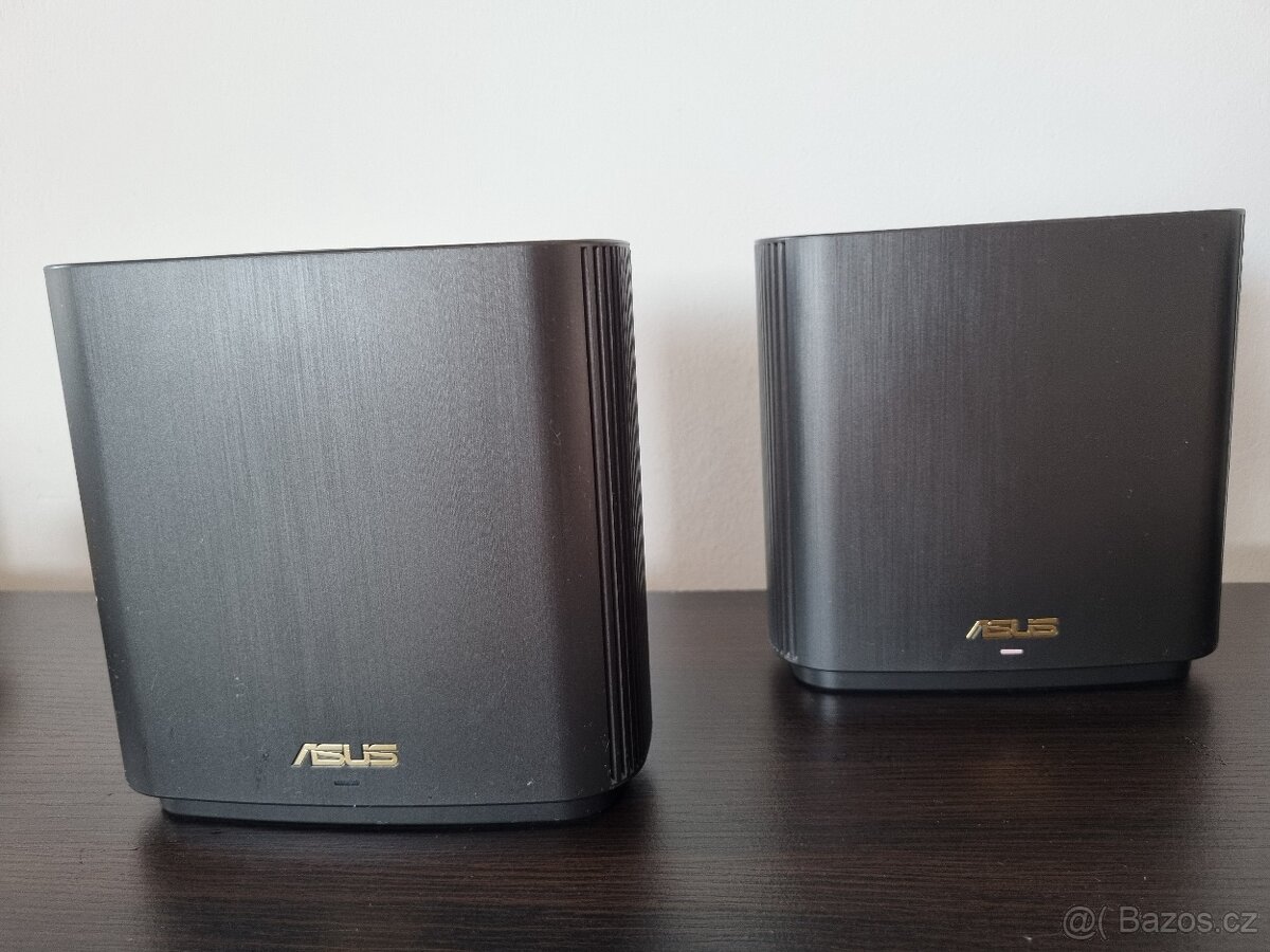 ASUS ZenWiFi XT8 - 2 kusy
