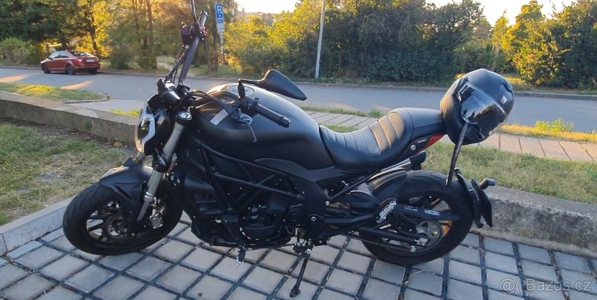 Benelli 502C Cruiser