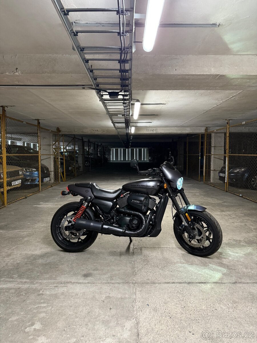 Harley Davidson Street Rod 750