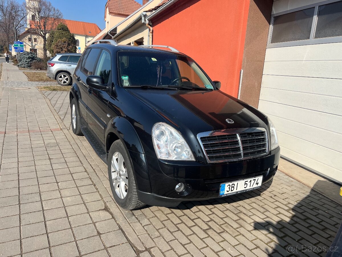 Ssangyong REXTON, rok 2012, najeto 217 tis. km 7 míst