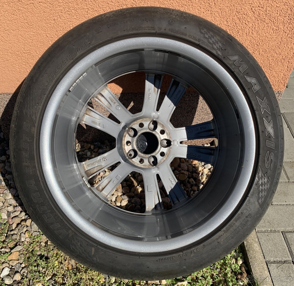 Mercedes-Benz disky + letní pneumatiky – 4 ks