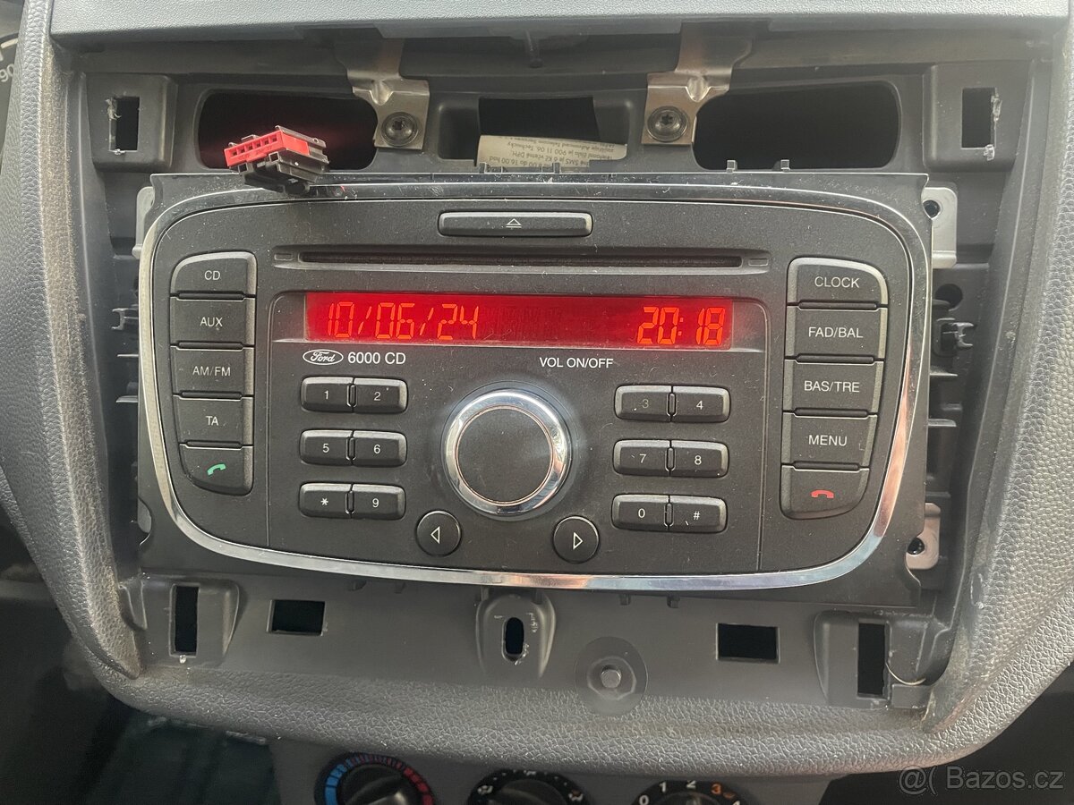 Ford 6000CD rádio