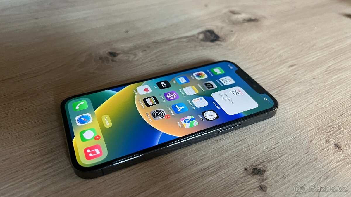 Apple iPhone 12 Pro 128GB, příslušenství, 6600Kč