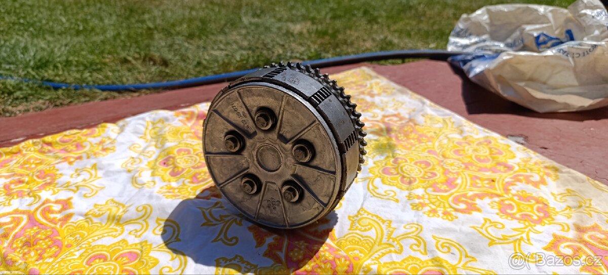 SPOJKA JAWA 638/640