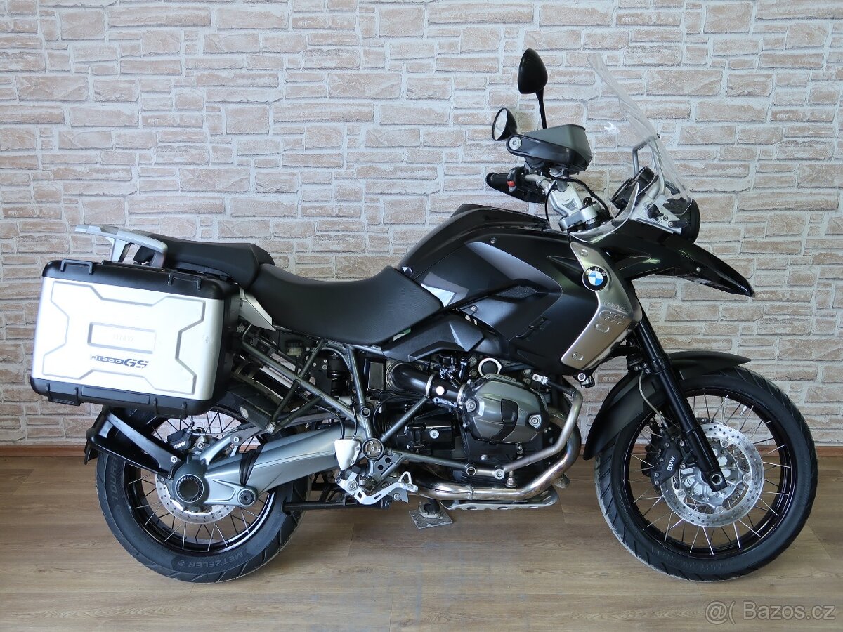 BMW R1200GS Tripleblack dobrý stav i výbava, po servisu