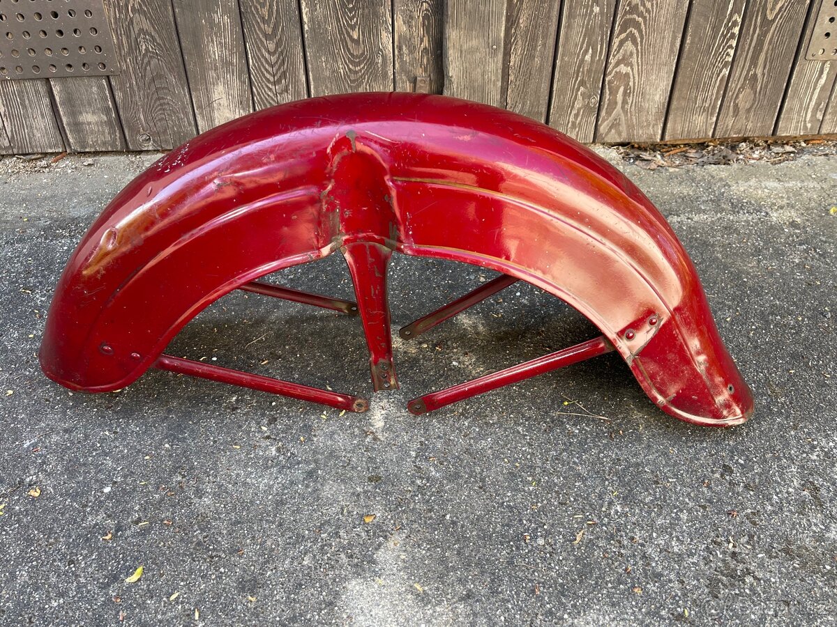Jawa 250, 350 - blatník
