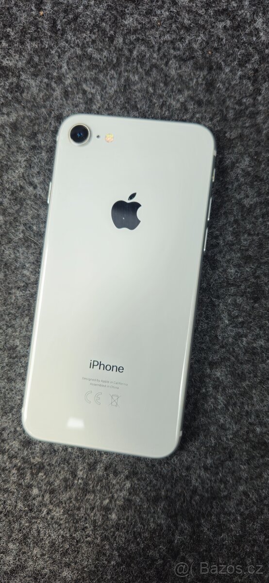 iPhone 8