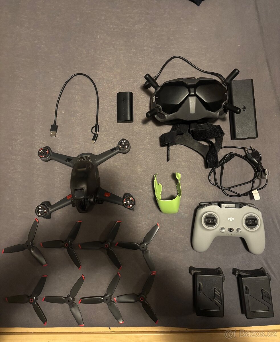 Dron DJI FPV Combo