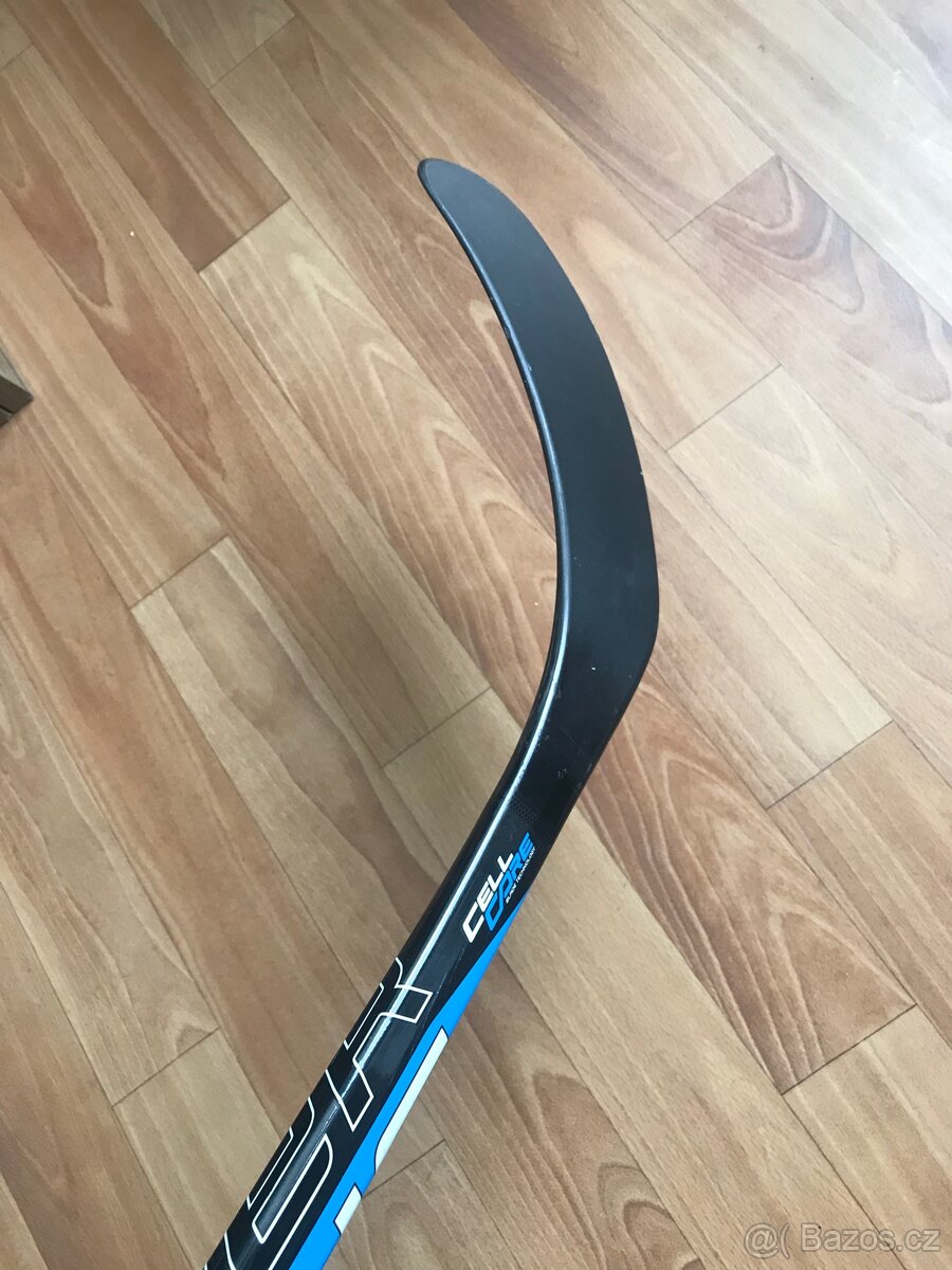 Hokejka, Bauer Nexus E3