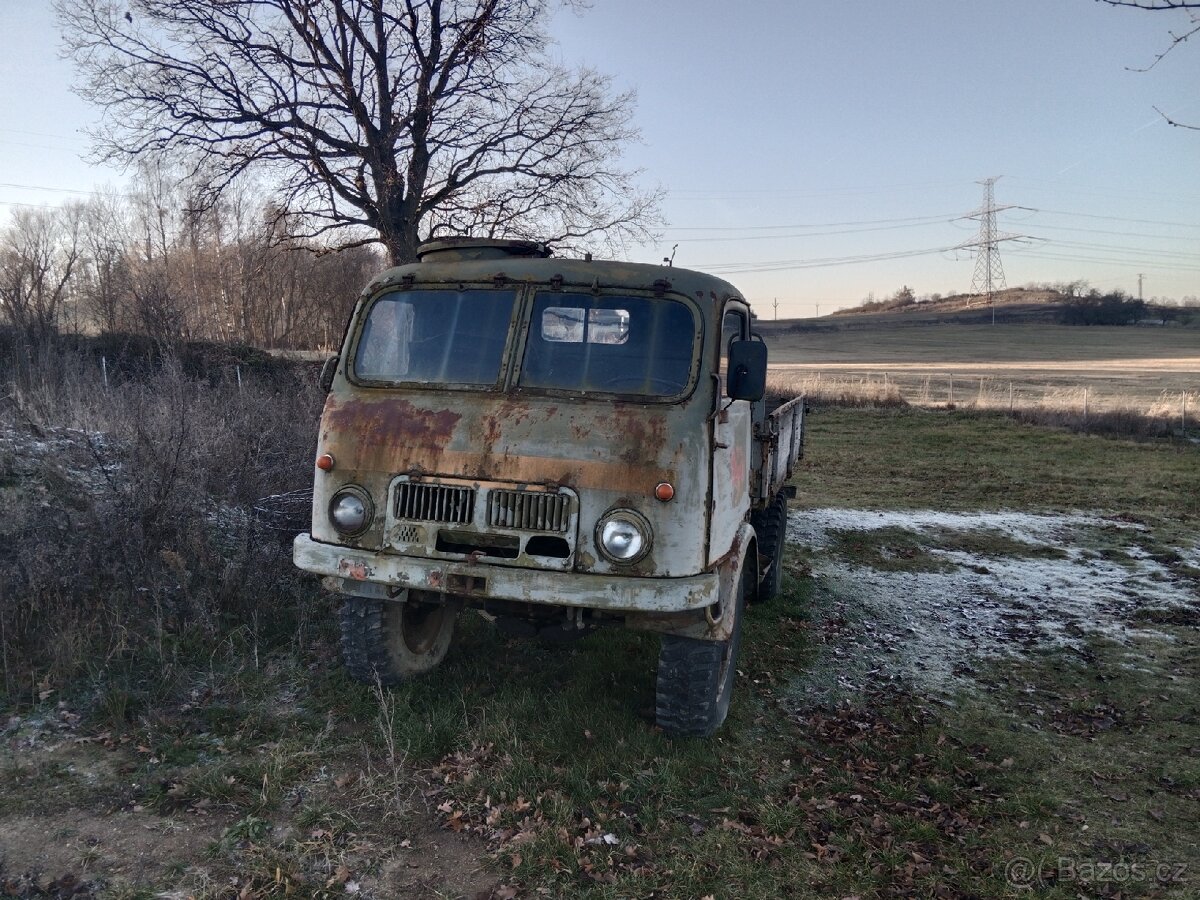 Tatra 805
