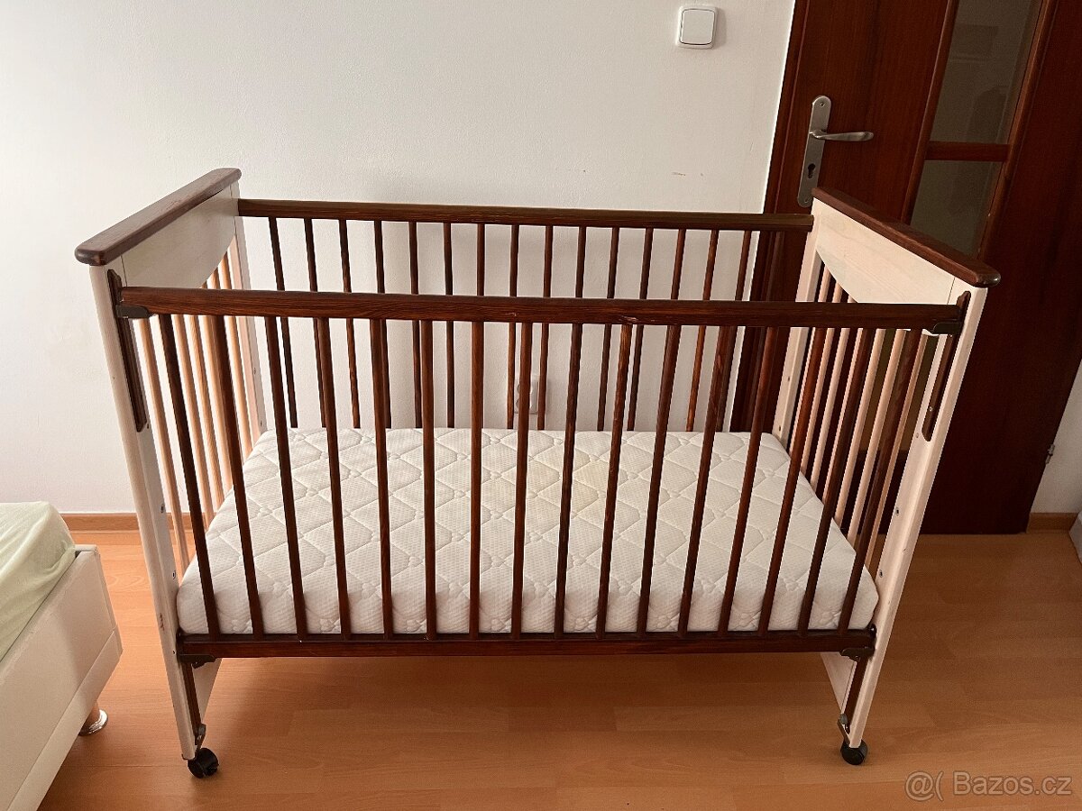 Dětská postýlka