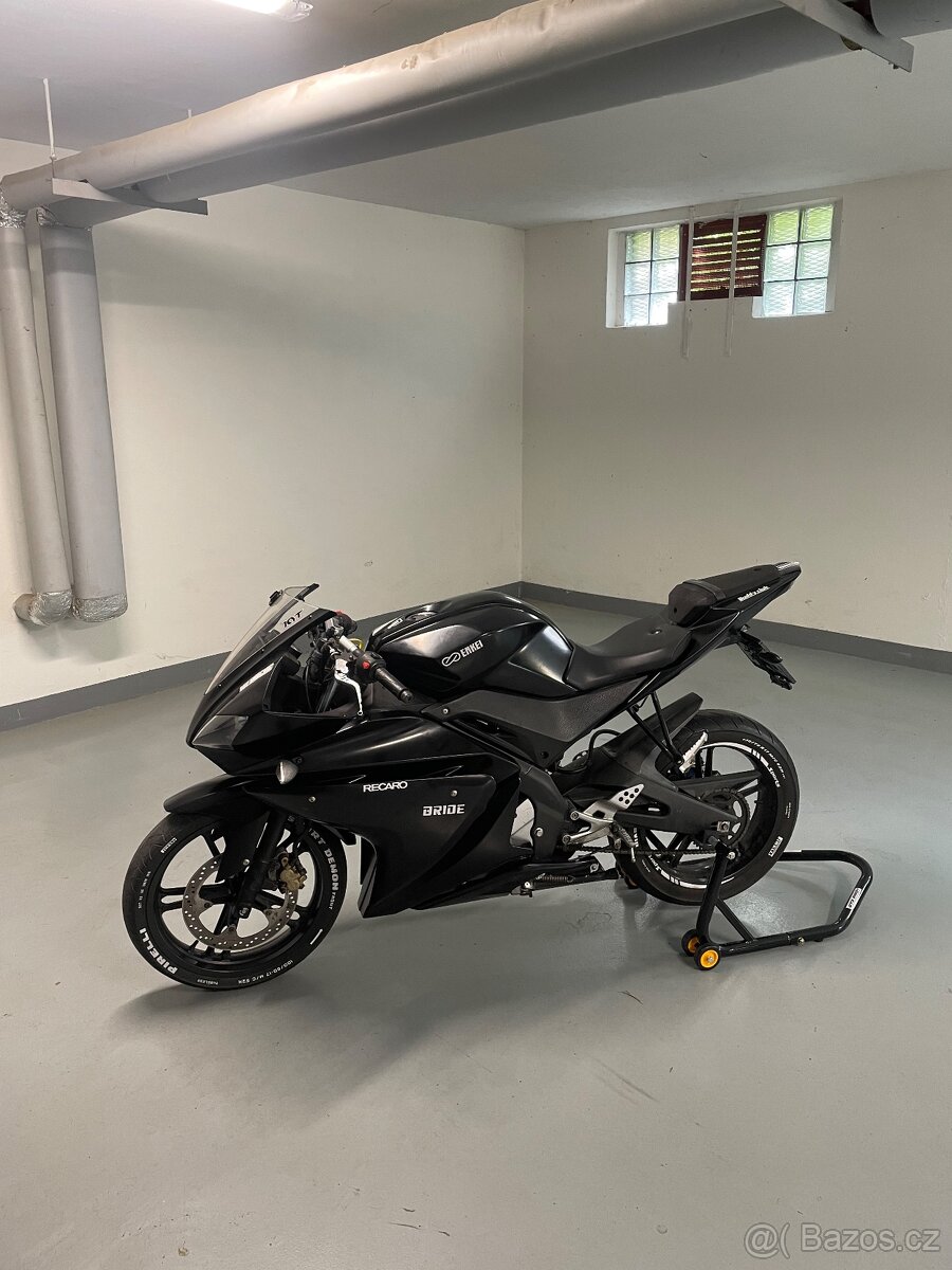 Yamaha YZF R125