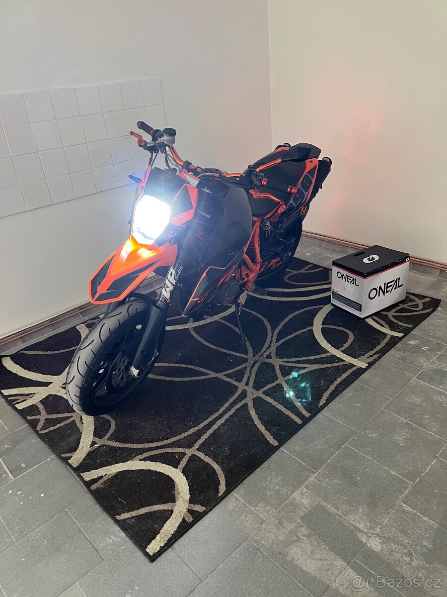 KTM 990 SM (2008)