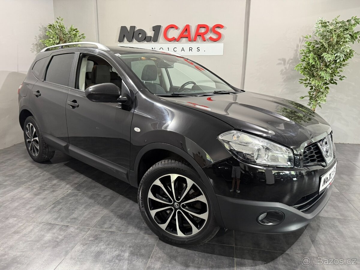 Nissan Qashqai 2,0 i +2 7 MÍST PANO KAMERA
