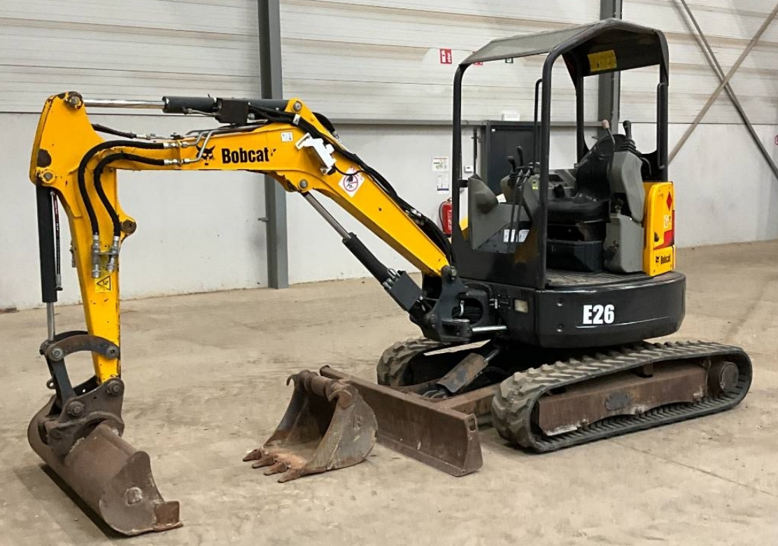 Bagr Bobcat E 26 EM