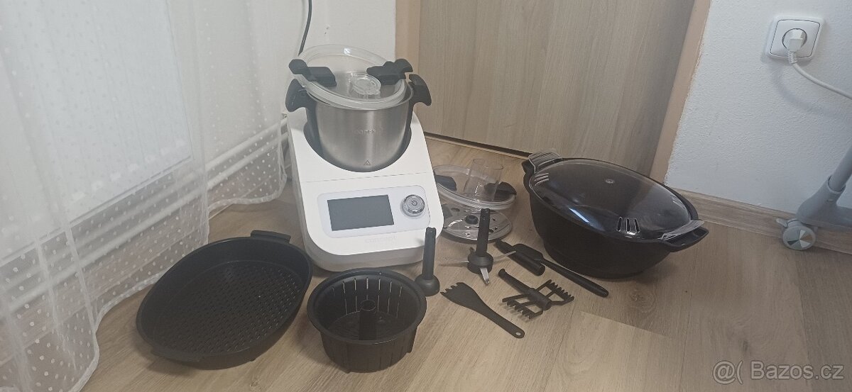 Varný robot Concept RM9000 – minimálně používaný, plně funkč