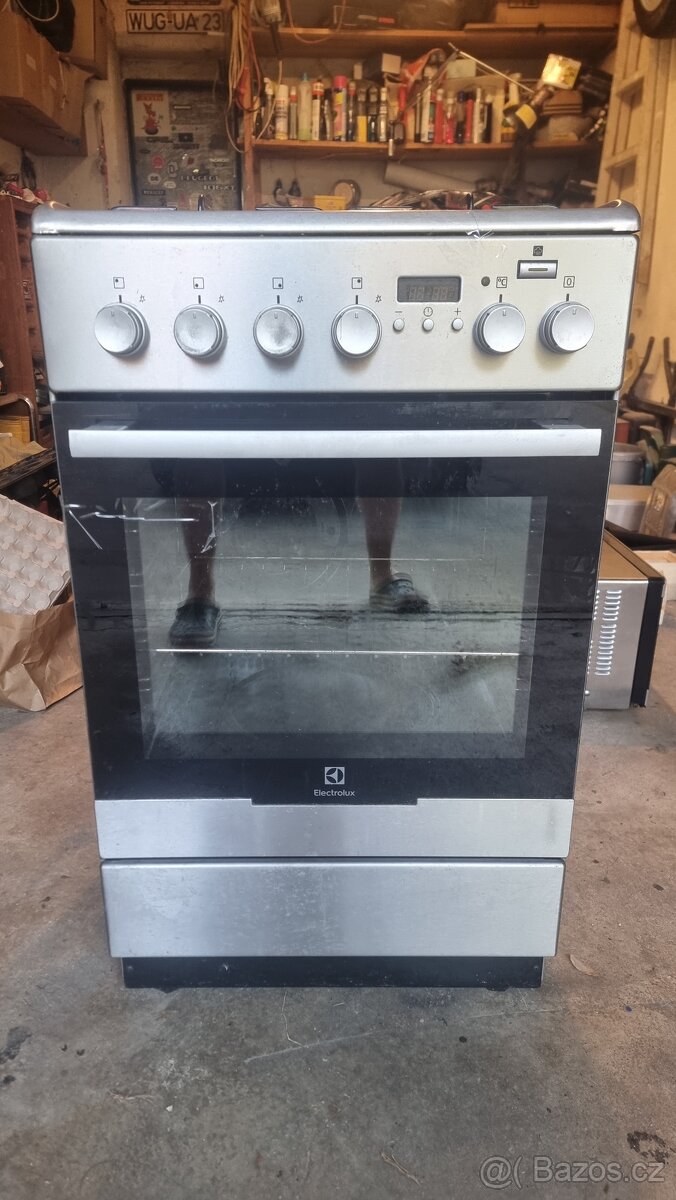 Nerezový sporák Electrolux