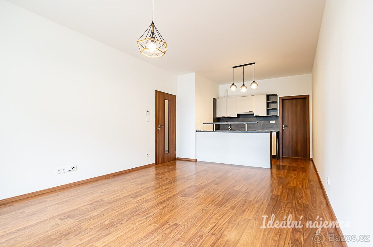 Pronájem bytu 2+kk, Počernická, Praha - Malešice, Praha 10