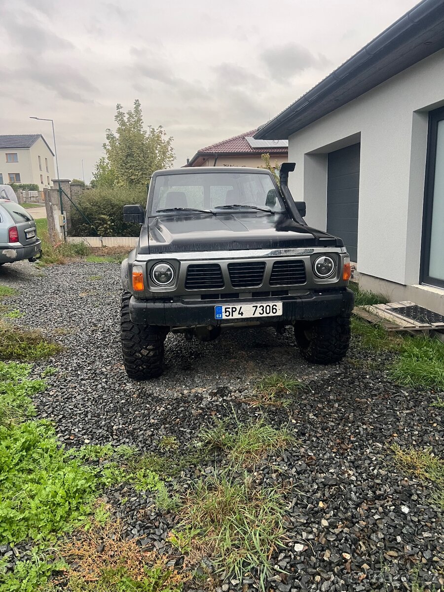 Nissan Patrol Y60