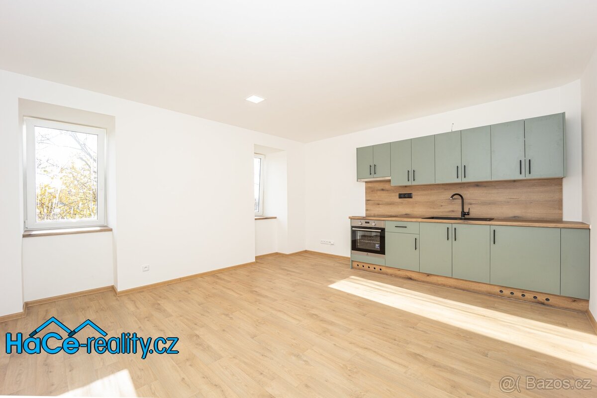 Pronájem bytu 1+kk 35 m², Kvasiny, ev.č. 00132