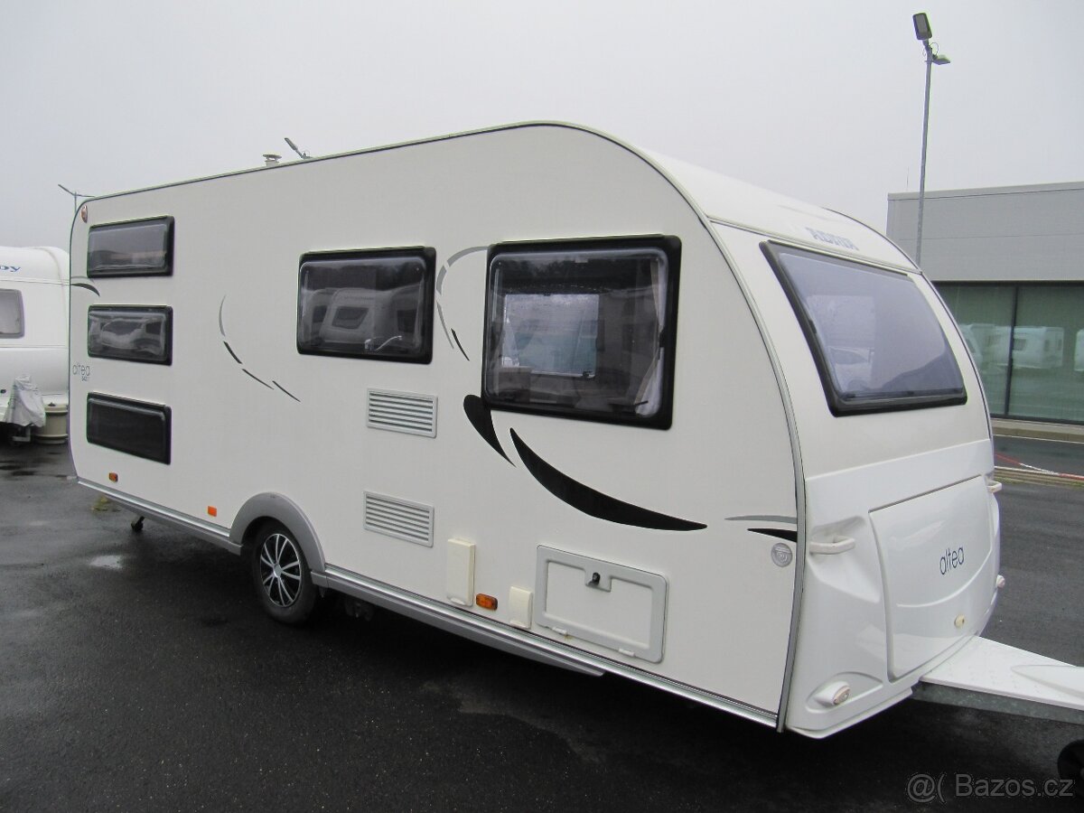 Prodám karavan Adria 542 TD,r.v.2011 + mover + předstan .