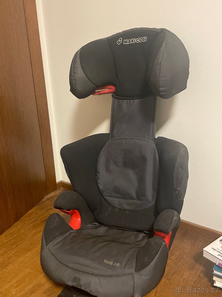 maxi-cosi autosedačka pro děti