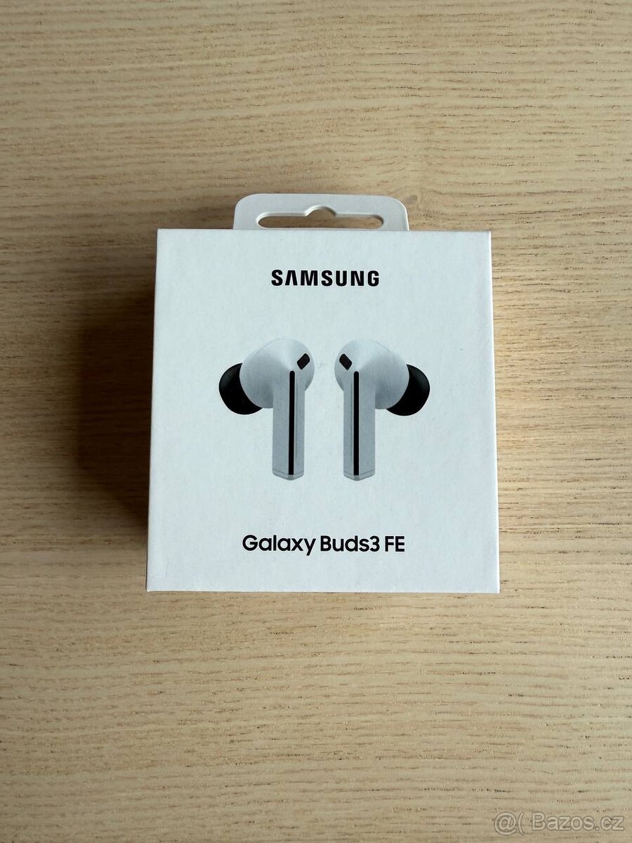 Samsung Galaxy Buds3 FE šedé