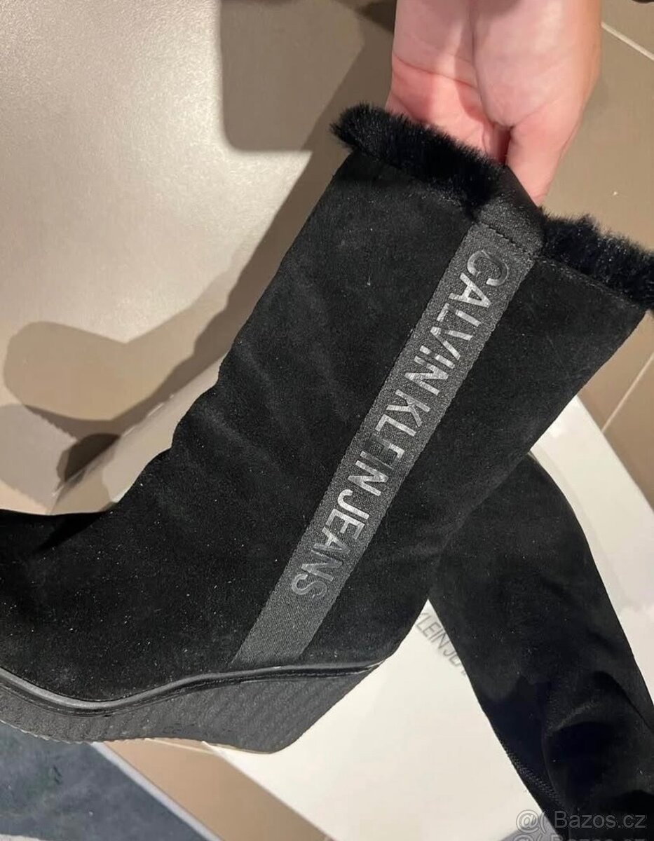 Dámské zimní kozačky Calvin Klein 36