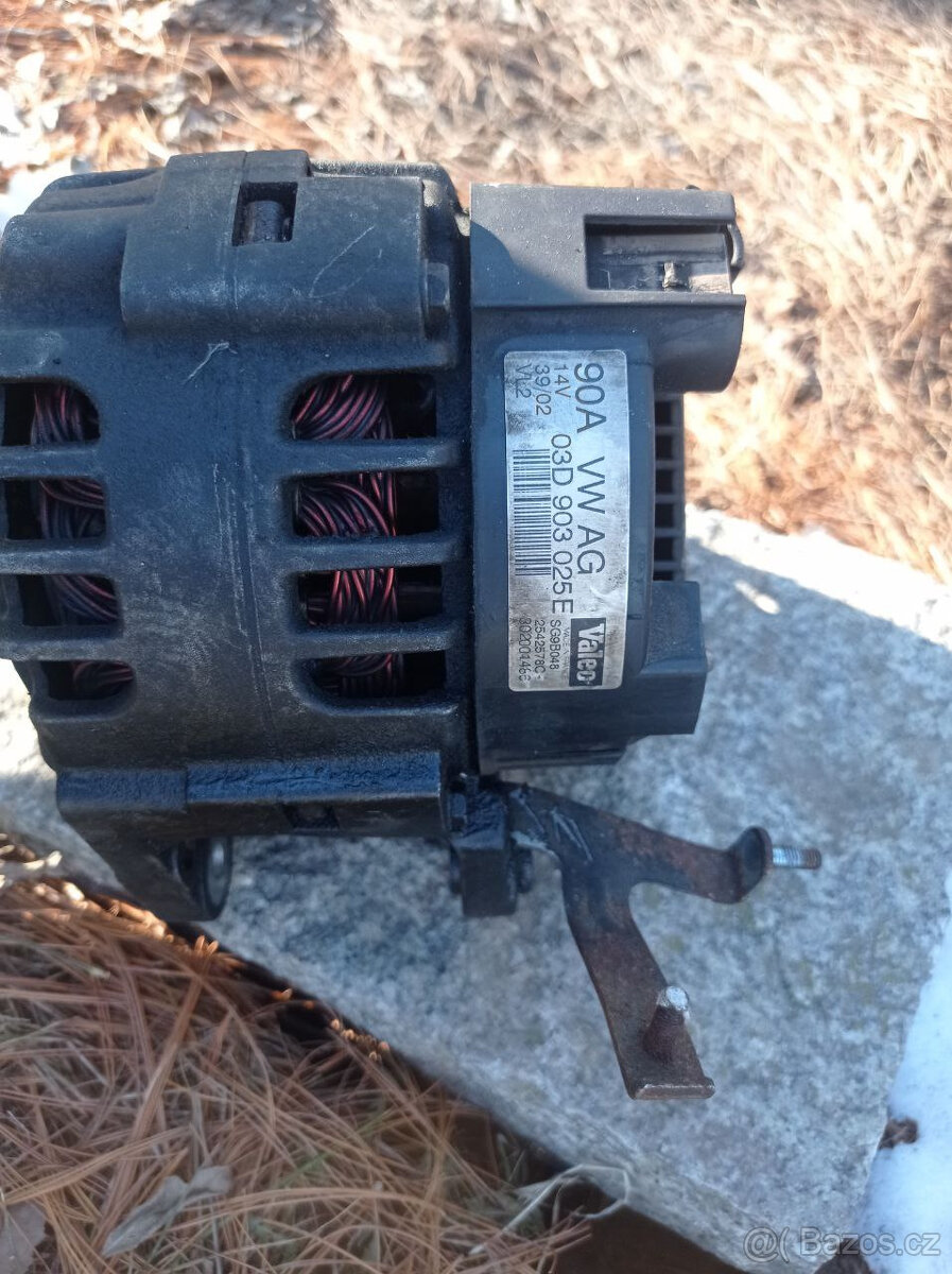 Alternátor (03D 903 025E) 14V 90A, VW POLO 1.2 40 kW VAG