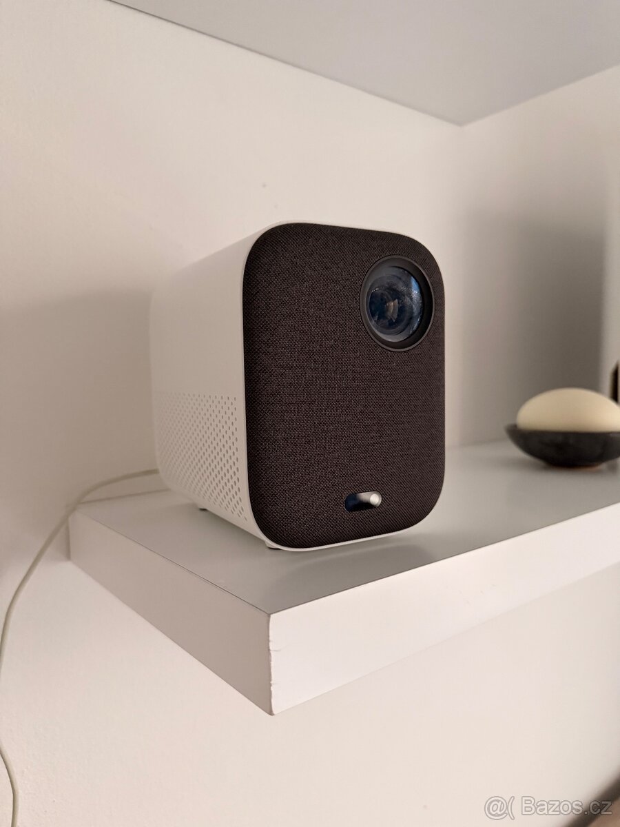 Prodám projektor Mi M055MGN