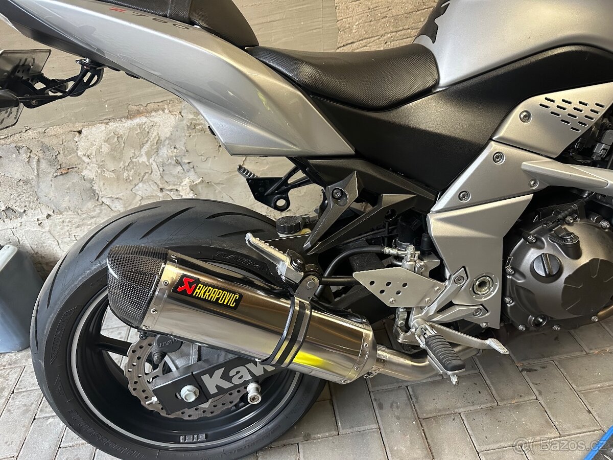 Laděný výfuk Dominator hp1