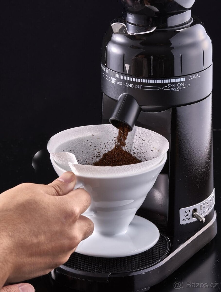 Elektrický mlynek na kávu Hario  V60