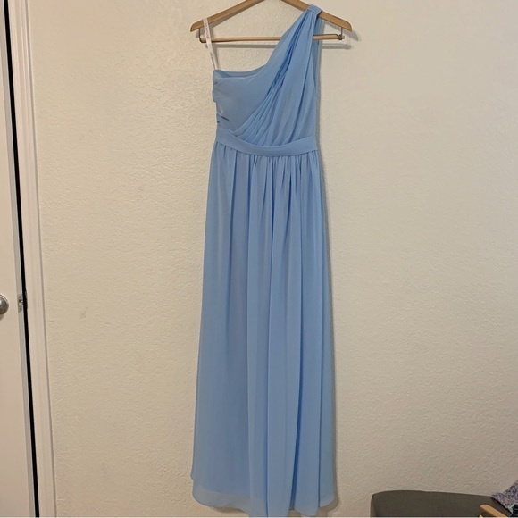 Plesové světle modré dlouhé šaty