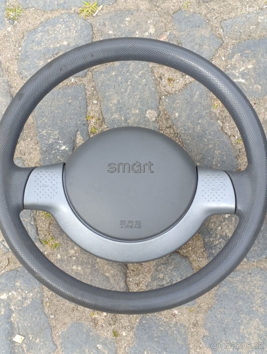 Volant Smart, Mercedes a Opel.