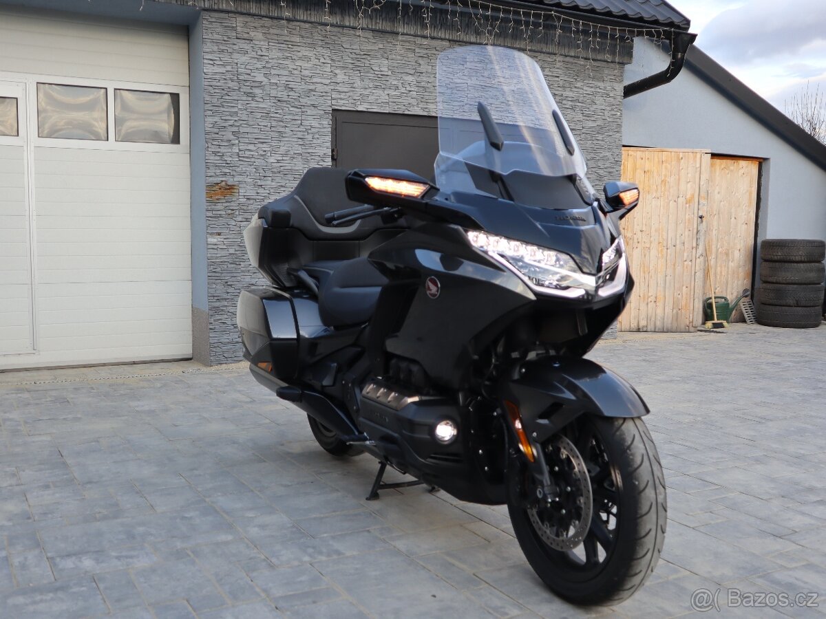 Honda GOLD WING Tour DCT 1 800 ccm rv.10/2024 Původ ČR