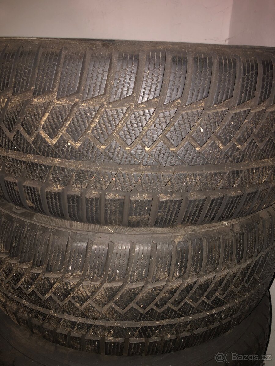 235/45 r17 94H continental