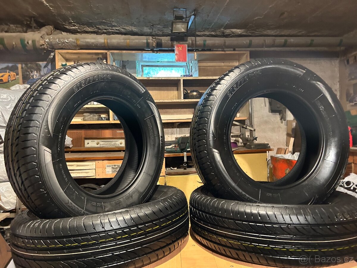 Pneumatiky 215/70 R16