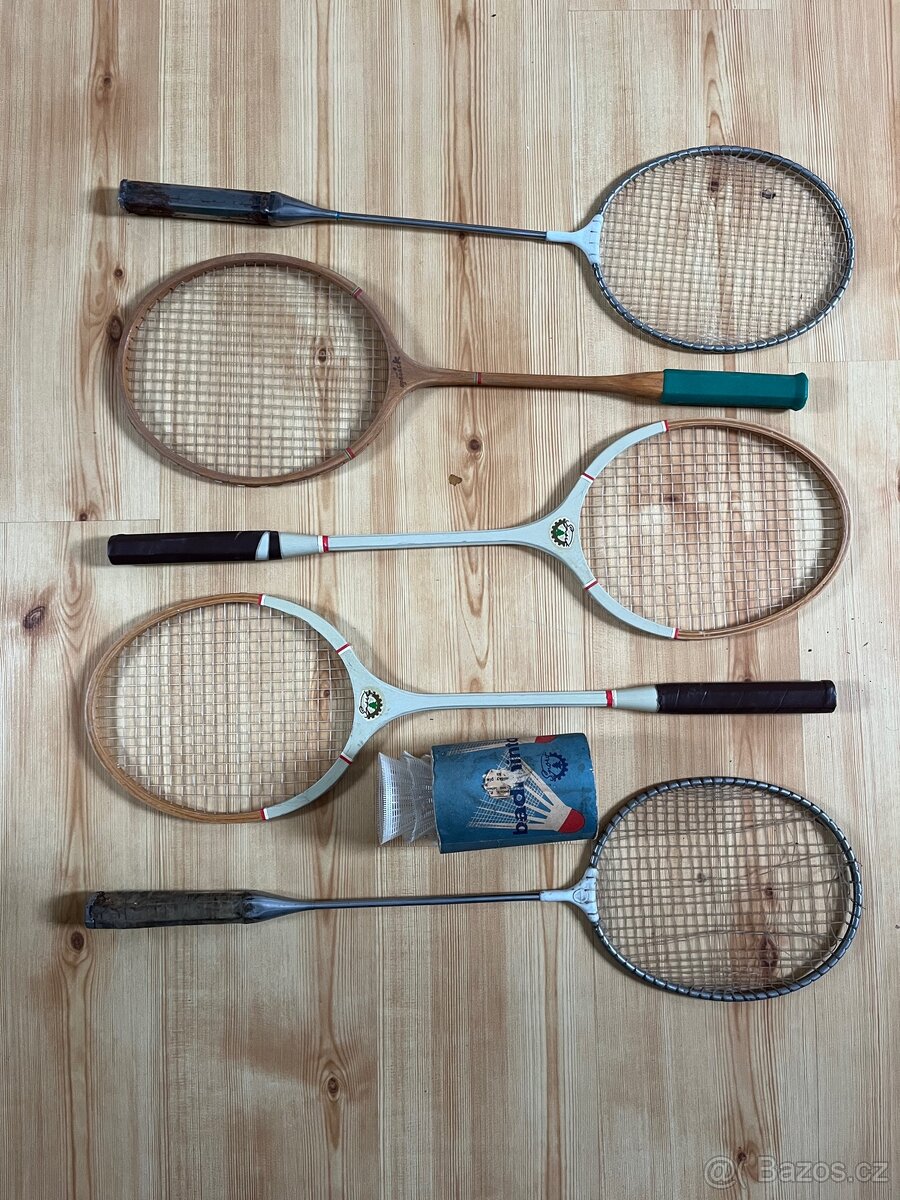 Stará badmintonová sada