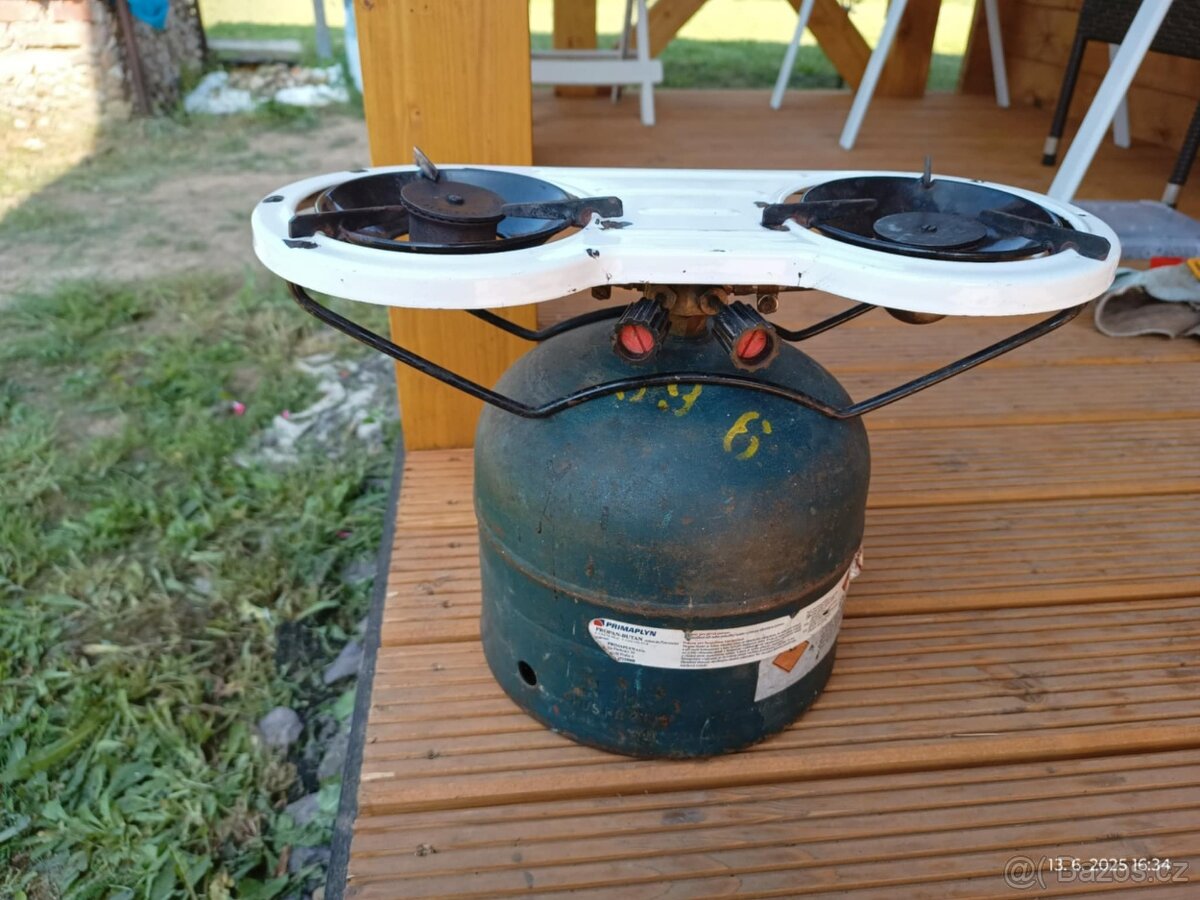 Dvouplotýnkový vařič na PB