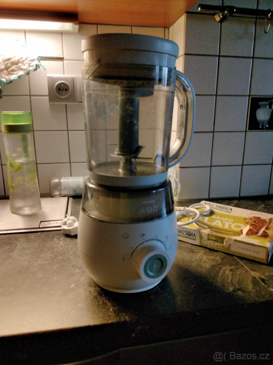 Parni hrnec a mixér na prikrmy