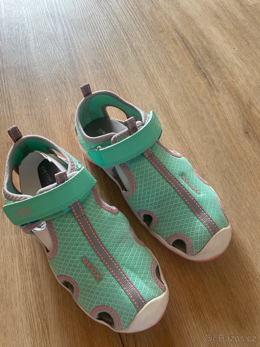 Sandály Geox vel. 34