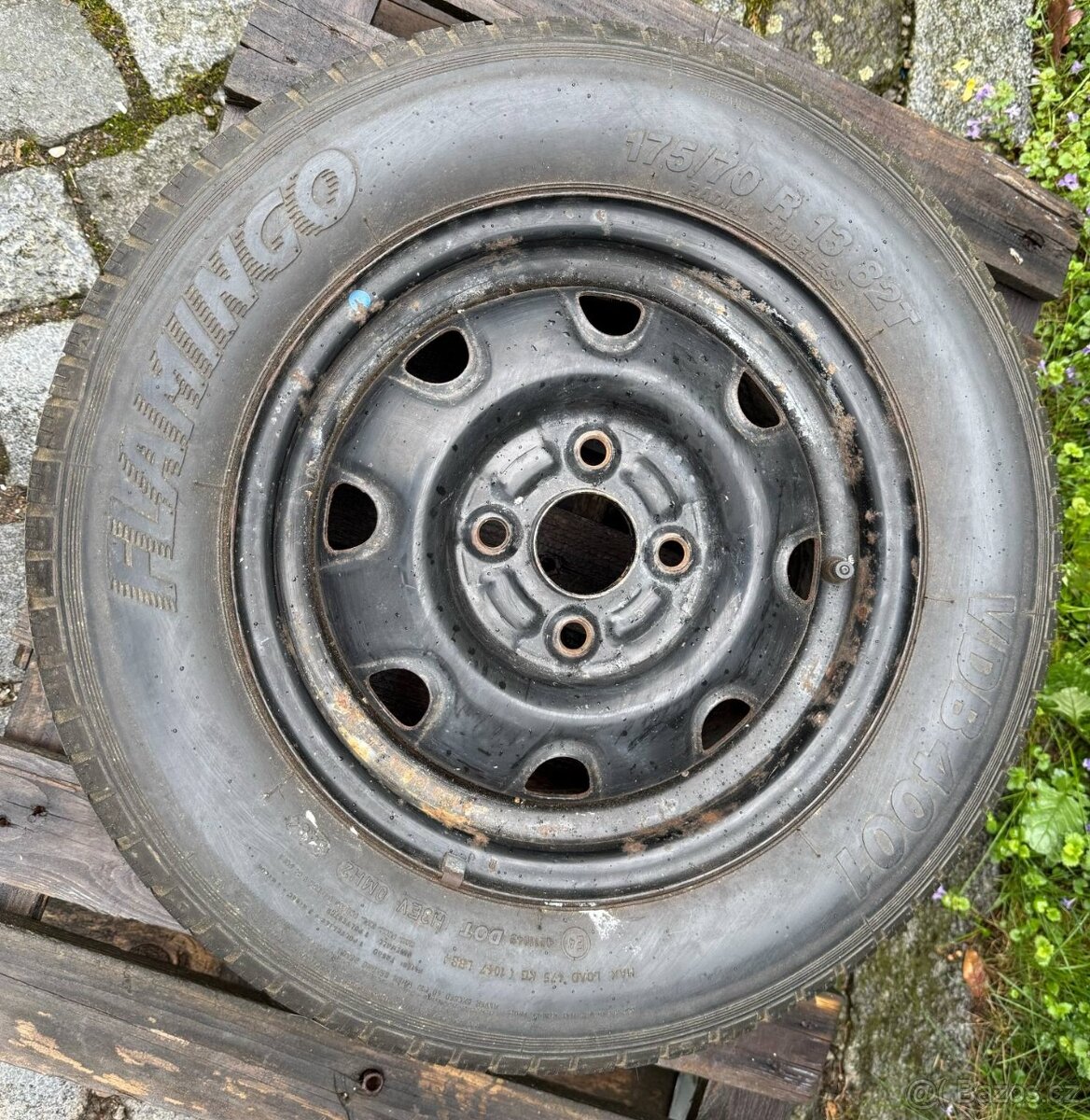 Kolo s pneu rozteč 4x100 Forman, Felicia, Favorit