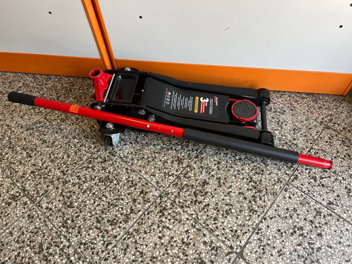Hydraulický zvedák 3 tuny