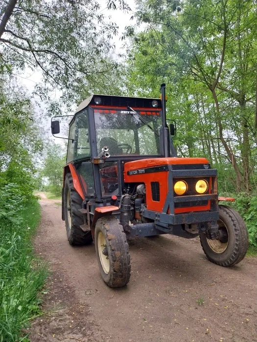Zetor 7211
