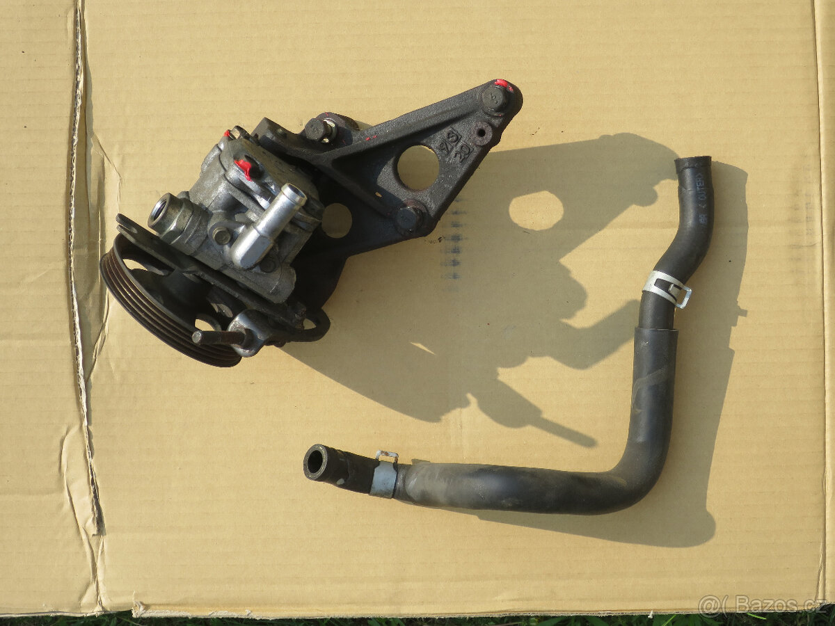 RB25DET Neo - pumpa posilovače řízení