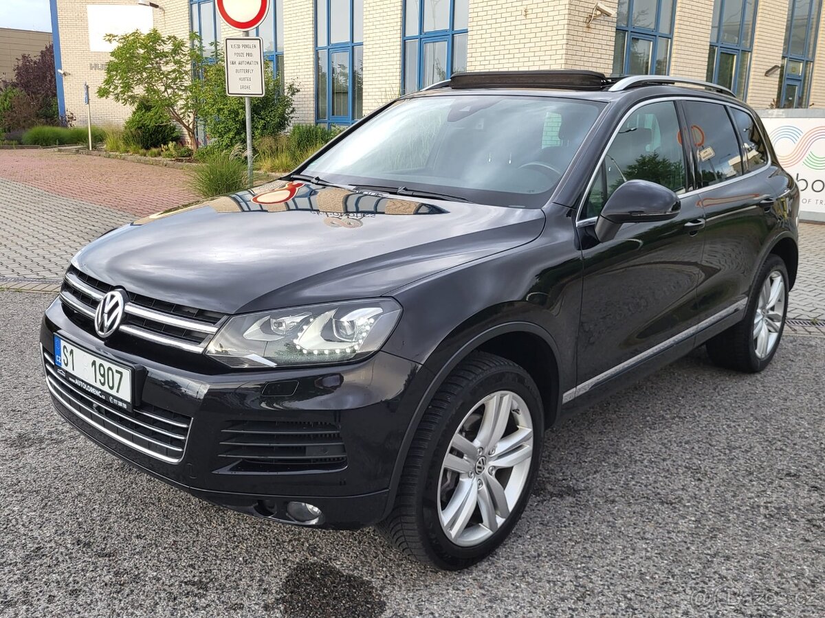 Volkswagen Touareg 3.0TDi 180kWEXECUTIVEPANORAM