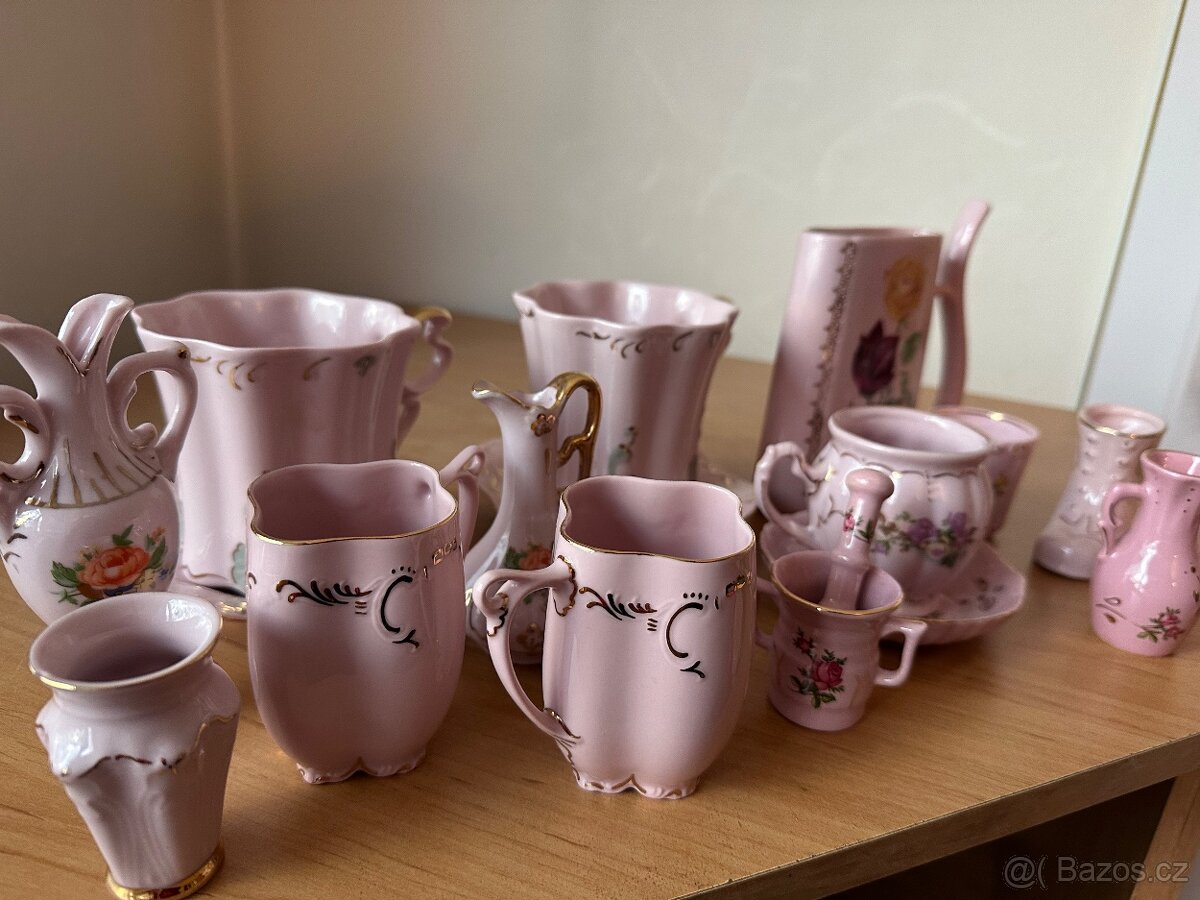 Růžový porcelan