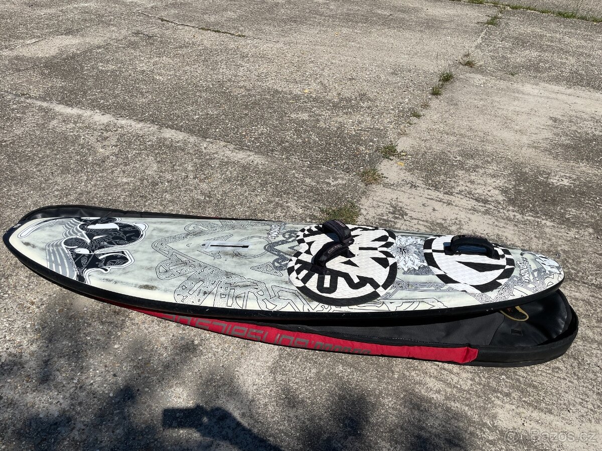 Prodám windsurf plováky RRD