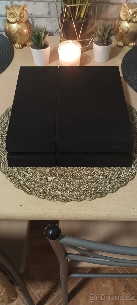PS4