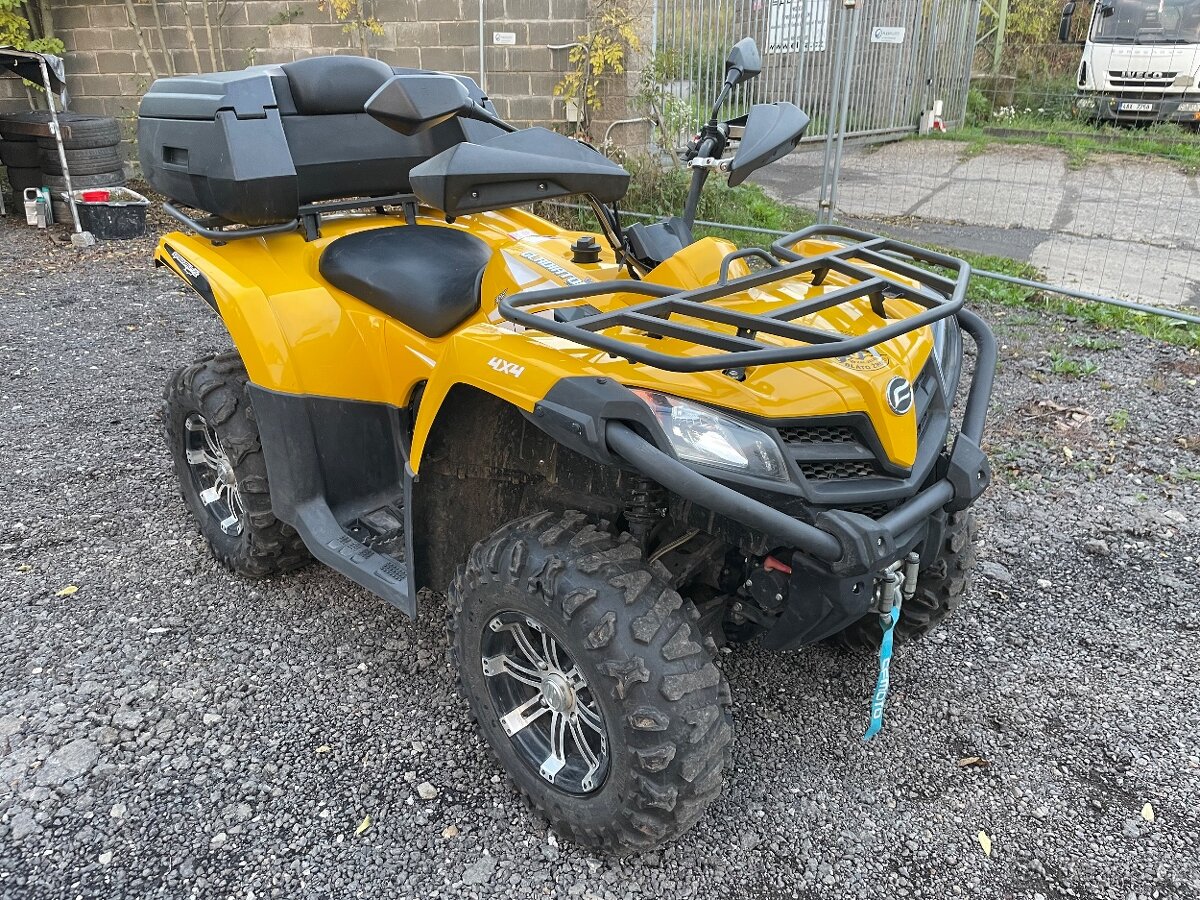 CF moto Gladiátor 520